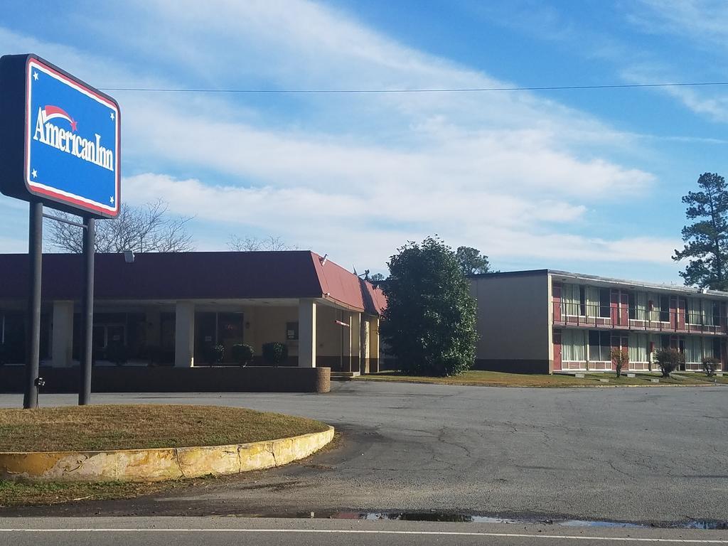 American Inn Skippers/Emporia Area Esterno foto